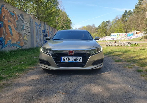 Honda Accord cena 74900 przebieg: 92000, rok produkcji 2018 z Kwidzyn małe 596